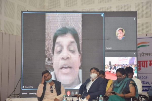 युवाओं की प्रतिभाओं को आगे लाने सरकार मिसाल के रूप में कर रही काम-डहरिया