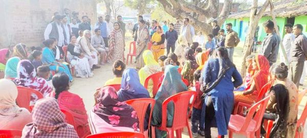 कांग्रेस ने रोड शो कर दिखाई ताकत