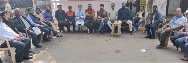 'उड़ान योजना के बावजूद मुनाफाखोरी बंद करे एलायंस एयर,  आंदोलन इसके खिलाफ भी हो'