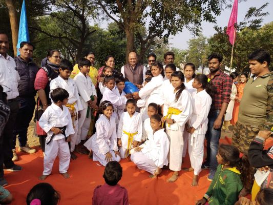 नशा बुरा है, खुुद दूर रहें और दूसरों को भी दूर रहने प्रेरित करें-अग्नि