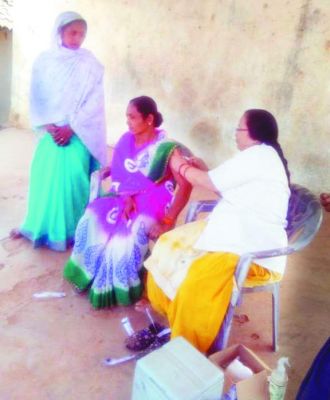 खबर का असर : एक ही बार में दो डोज, जांच शुरू