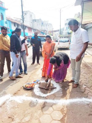 विकास कार्यों का मेयर ने किया भूमिपूजन