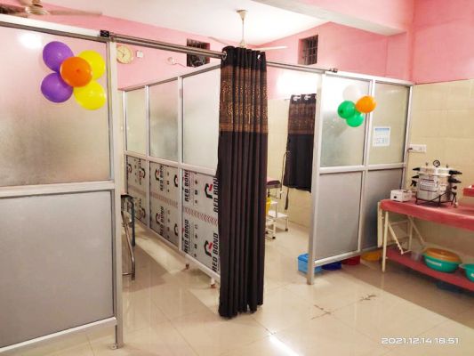स्वास्थ्य सुविधाओं में हो रहा है विस्तार, प्राथमिक स्वास्थ्य केंद्र प्रसव कक्ष का हुआ उन्नयन