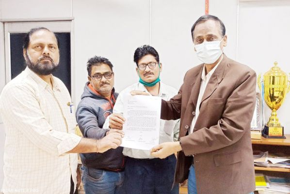 हितकसा डैम का कार्य तत्काल शुरू करने की मांग, सौंपा ज्ञापन