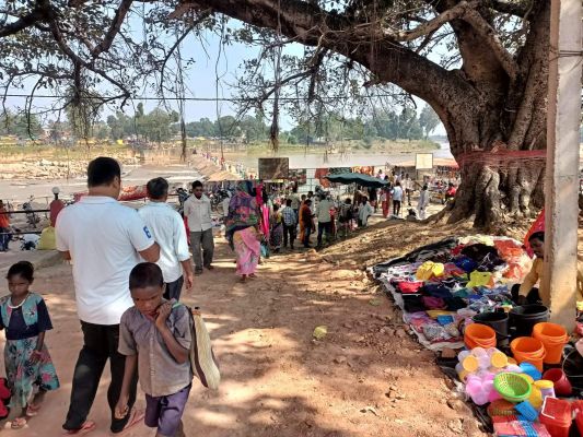 साप्ताहिक बाजार से एनीकट की रौनक लौटी, लोगों को मिल रहा रोजगार