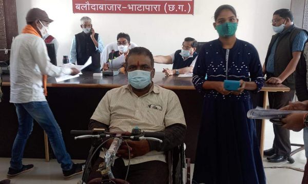 ऋषि को मिला मोटराइज्ड ट्राय सायकल