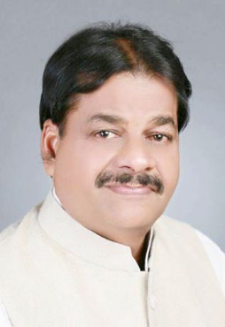 चुनाव परिणाम को लेकर भाजपा मना रही खुशी, कांग्रेस कर रहे आत्ममंथन