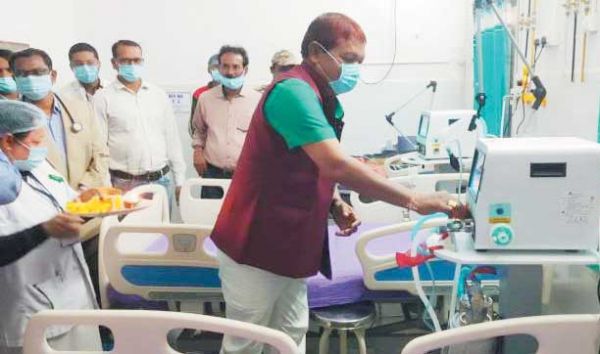 चिकित्सा सुविधाओं को और अधिक बेहतर करने पर बल