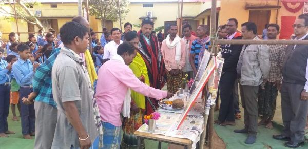 एनएसएस कैंप ने गोद लिया सोडमा गांव को