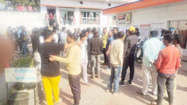 कांग्रेस में अध्यक्ष प्रत्याशी को लेकर विवाद, भाजपा फायदा उठाने के फेर में