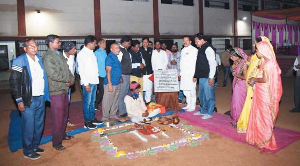 पटेवा में मुख्य मार्ग से स्कूल भवन तक पहुंच मार्ग निर्माण के लिए भूमिपूजन