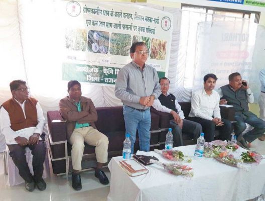 फसल चक्र परिवर्तन की शुरूआत, किसानों को प्रशिक्षण