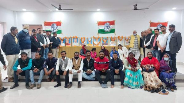 स्थापना दिवस पर दी कांग्रेस के इतिहास की जानकारी