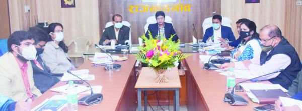 ओमिक्रॉन से सतर्क रहने की जरूरत, दीगर राज्यों से आने वाले यात्रियों का जरूर करें जांच