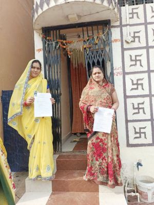 कागजों पर बांटे उज्ज्वला गैस, हितग्राही काट रहे चक्कर