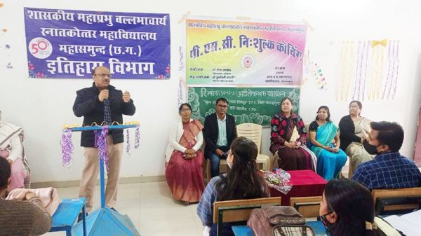 कोई भी काम बड़ा या छोटा नहीं होता, सर्वश्रेष्ठ देने की कोशिश कीजिए