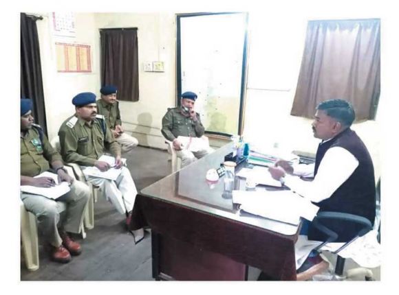 यातायात नियमों का कड़ाई से कराएं पालन- एसपी
