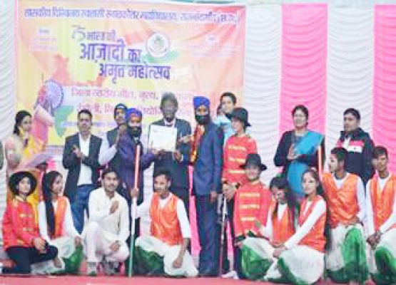 एकल-समूह नृत्य में दिग्विजय कॉलेज ने मारी बाजी