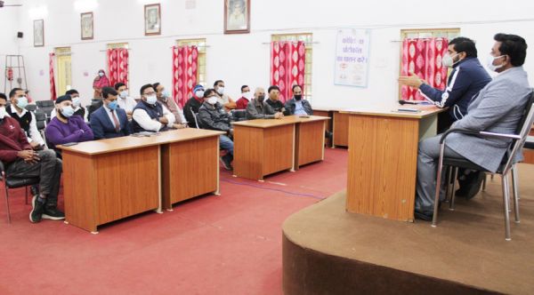 संक्रमण से बचने बहुत ज्यादा सतर्क रहने की जरूरत, कोरोना प्रोटोकाल का करें पालन
