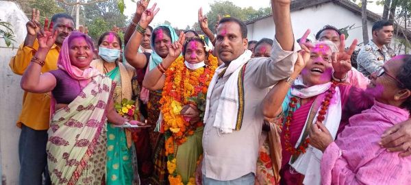 नरहरपुर में अध्यक्ष-उपाध्यक्ष पर कांग्रेस का कब्जा