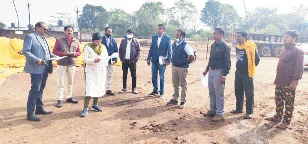 प्रबंध संचालक मार्कफेड ने किया धान उपार्जन केंद्रों का निरीक्षण