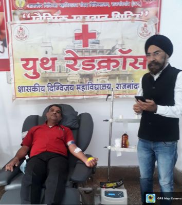 परगनिहा ने किया रक्तदान