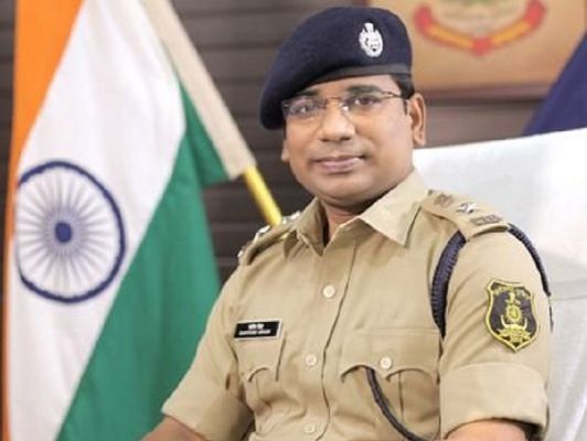 संतोष सिंह नांदगांव के नए पुलिस कप्तान