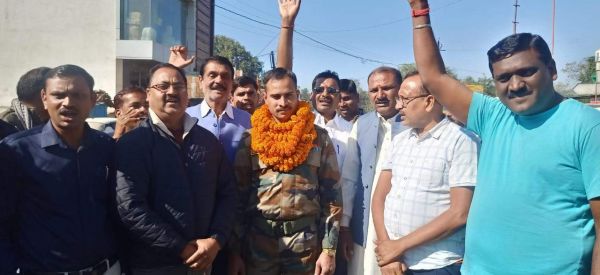 17 वर्षों तक भारत सीमा पर सेवा देने वाले मंगलेश्वर का स्वागत