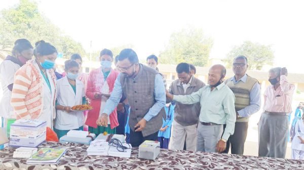 15 -18 आयु वर्ग में वैक्सीनेशन को लेकर उत्साह, 26 स्कूलों के बच्चों को लगा टीका