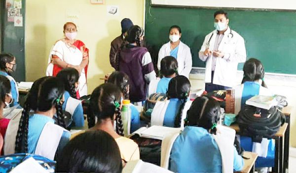 15 से 18 वर्ष के बच्चों का टीके