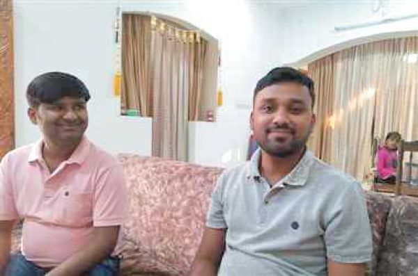हिदायतुल्लाह नेशनल लॉ यूनिवर्सिटी से कानून की डिग्री लेने वाले रजत लेंगे दीक्षा