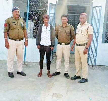 शादी का झांसा दे नाबालिग से रेप, गिरफ्तार