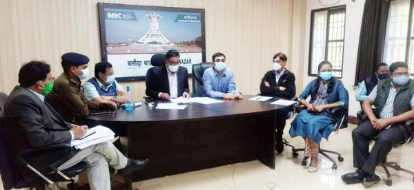 प्रभारी मंत्री ने की कोरोना से बचाव संबंधित तैयारियों की समीक्षा