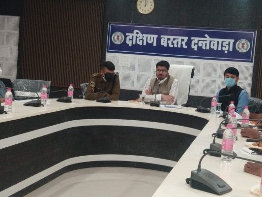 कंटेनमेंट और माइक्रो कंटेनमेंट जोन पर फोकस