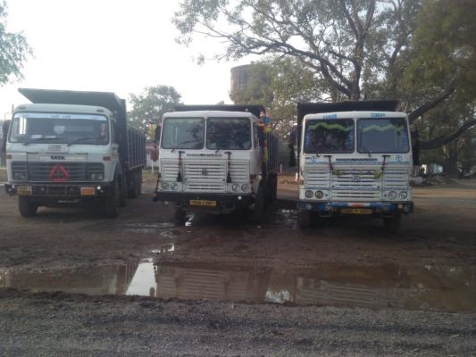 3 ओवरलोड हाईवा पर जुर्माना