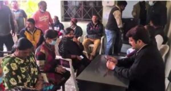 महिला नेत्रियों का झगड़ा प्रभारी मंत्री तक पहुंचा