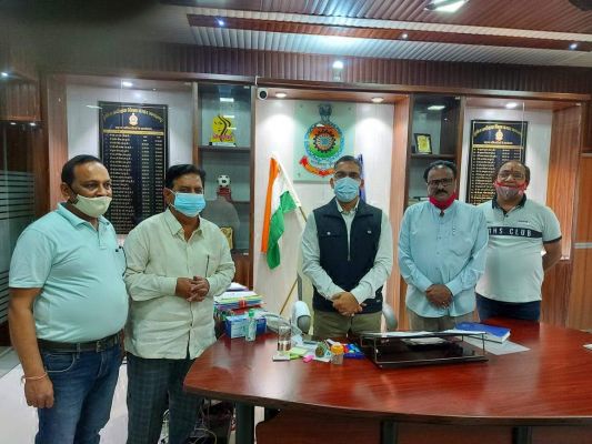 जैन समाज ने किया बस्तर एसपी का सम्मान