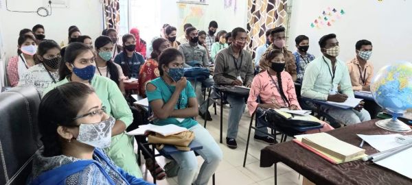 भारत के ही लोग हिंदी को राष्ट्रीय एवं अंतराष्ट्रीय स्तर पर ख्याति दिला सकते हैं-अनुसुइया
