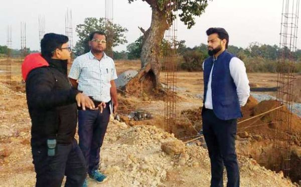 कोण्डानार गारमेंट फैक्ट्री में प्रतिवर्ष 30 करोड़ के कपड़ों का होगा उत्पादन