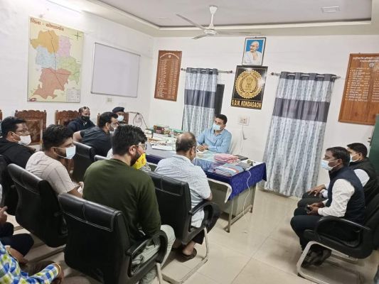 लॉकडाउन की खबरों के बीच गायब हुआ गुड़ाखू-गुटखा