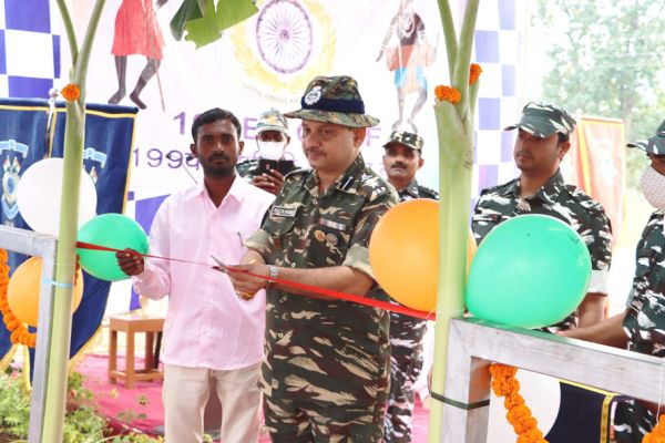 सीआरपीएफ का सिविक एक्शन कार्यक्रम, दी कई जानकारी