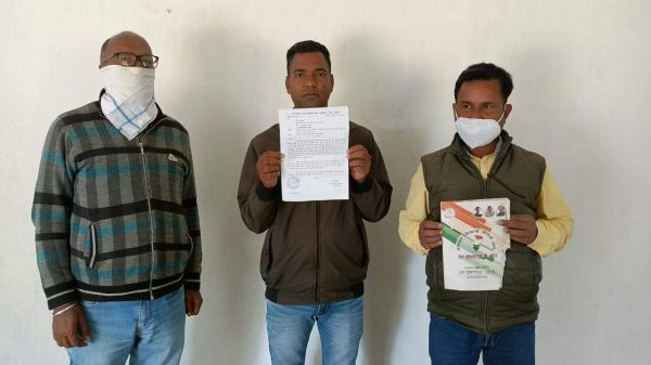 3 वर्ष बीत गए पर अब तक नियमितीकरण व तृतीय वर्ग कर्म. का दर्जा नहीं -वनो.प्रबंधक संघ
