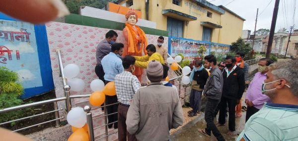 विवेकानंद जयंती पर सफाई अभियान