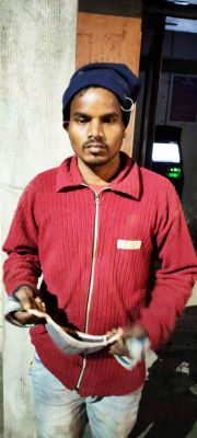 एसबीआई एटीएम चोरी की फिराक, लोहे काटने की आरी के साथ पकड़ाया आरोपी