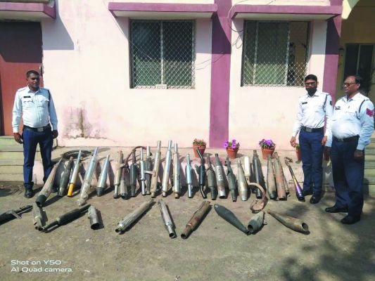 मॉडिफाई साइलेंसर वाले बाइकों पर हुई कार्रवाई  