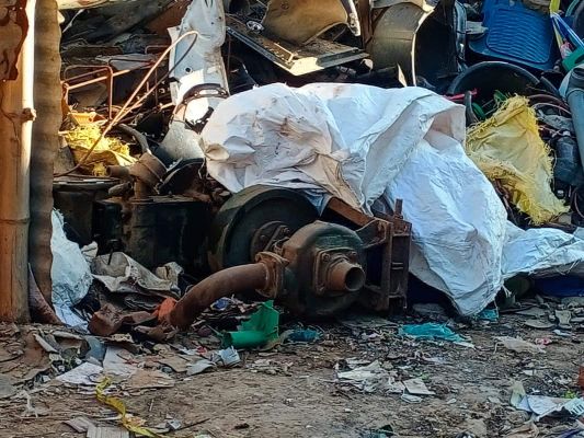 कबाड़ के अवैध कारोबार की शिकायतें, लगाम नहीं लगने से चोरी की घटनाएं बढ़ी