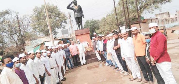 ब्लॉक कांग्रेस कमेटी नवापारा ने  सुभाष चन्द्र बोस की जयंती मनाई