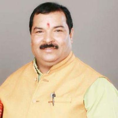 गणतंत्र दिवस की टिकेन्द्र ने दी बधाई