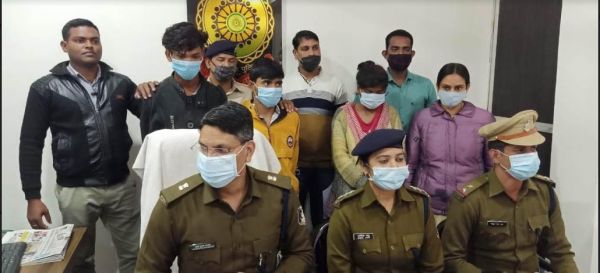 गहने, नगदी सहित बैग को पार किया रसोईये ने, वृद्धा के पेंशन की रकम बैंक से निकलते ही पार किया पड़ोसी ने