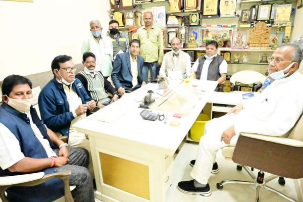 गृहमंत्री ने की कांग्रेस सदस्यता अभियान की शुरुआत